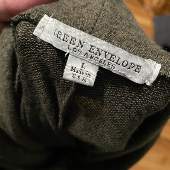 Super soft Cowl is Neck 3/4 Sleeve Bat Wing Sweater - EUC - Picture 5 of 5